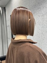 ラフ 立川(Laff)&nbsp;立川切りっぱなしボブミニボブぱつっとボブハイトーンボブ/美髪