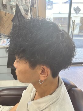 スウェル 船橋店(Swell) ダークアッシュ/アッシュブラック/カルマパーマ/ベリーショート3