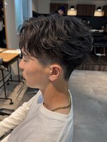 シーフ 千葉(Cyf)&nbsp;フェザーパーマ/毛流れパーマ刈り上げセンターパート/千葉駅保立