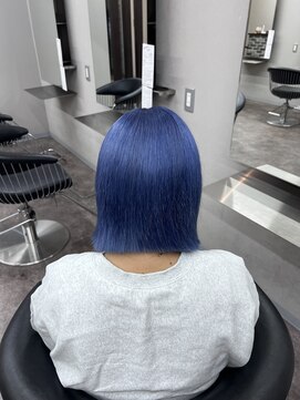 エミーバイモアムー(Emmie byMoremuu) 【MEI】ブルー