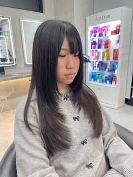 ロンドミラー 博多店(Lond Mirror) レイヤーカット/ハッシュカット/小顔に見せるヘアオリーブグレー