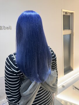 ネイビーブルー