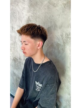 イージーボールド(Yeezy Bold) メンズショート