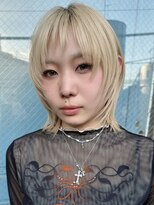 ボコカ(bococa) 大人女性ミルクティーベージュセミロングレイヤーギザバング