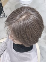 サンタフェ 曳馬店(Santa'Fe)&nbsp;白髪ぼかしハイライト/カット/大人ショート/脱白髪染め/艶髪