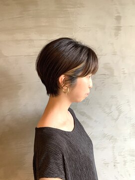 アトリエ ジェイディ(AtelierJ.D.) 襟足スッキリくびれショート