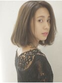 正統派小顔ノーバングボブ オリーブカラー