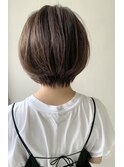ショートボブ
