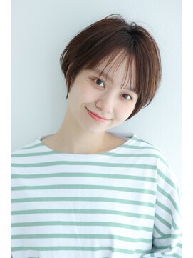 ウォークヘアーリリィ(Walk hair lily) 小顔マッシュショート×スモーキーベージュ
