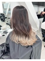 アライブ キチジョウジ(ALIVE Kichijoji) 【ALIVE吉祥寺】グラデーションホワイトブロンドベージュ