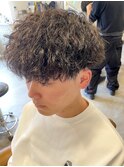 ツイストスパイラルパーマ 前下がりマッシュ ツーブロック