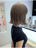 《アイカワ》切りっぱなしボブ×ミルクティーベージュ