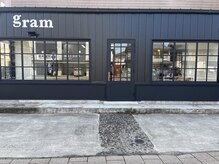 グラム(gram)
