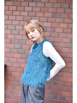 ウィローズ(WILLOW'S) 大人可愛いひし形ハンサムショートボブ前下がり