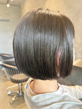 ユウシヘアー(Yushi Hair) クラシカルボブ