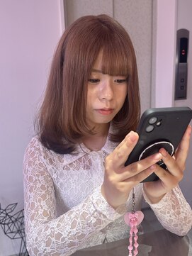 ダズリングディア(Dazzling Deer) ミルクティーベージュ/中明度カラー