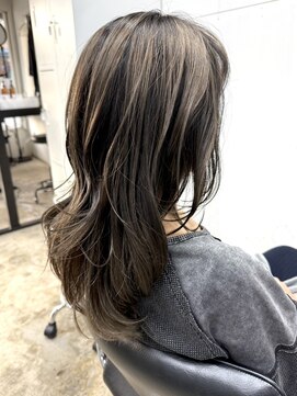 バレイヤージュ風シャドールーツ♪