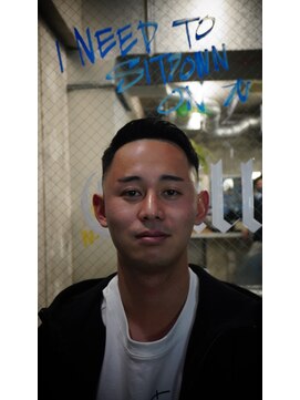 チルチェア 池袋(CHILL CHAIR) スキンフェード×ベリーショート