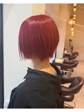 グランデュール 浜松東若林店(GRANDEUR) 個性派おしゃれさん必見！チェリーレッド×グラデーションボブ