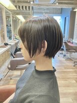 クロワ(croix)&nbsp;暗髪グレージュ×大人可愛いオフィスヘア