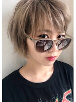 コルテ(corte)&nbsp;ハイトーンな大人ショートボブ