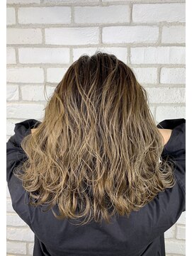 シシ 新宿(She 2.) ハイライト アレンジ オリジナルグレージュ