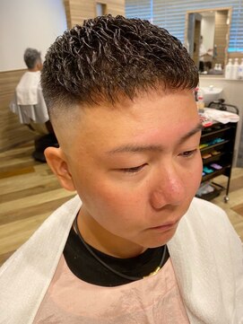 50代60代ツーブロック束感ベリーショート大人刈り上げ短髪 L 銀座マツナガ 神田店のヘアカタログ ホットペッパービューティー 50代60代ツーブロック束感ベリーショート大人刈り上げ短髪 L 銀座マツナガ 神田店のヘアカタログ ホットペッパービューティー