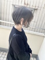ブレイズ ザ サロン(BLAZE THE SALON)&nbsp;大人カワイイくすみアッシュグレージュショート【BLAZE 大庭】