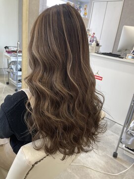 ホワイト(WHITE) [WHITE RYOTA] ベージュコントラストハイライト