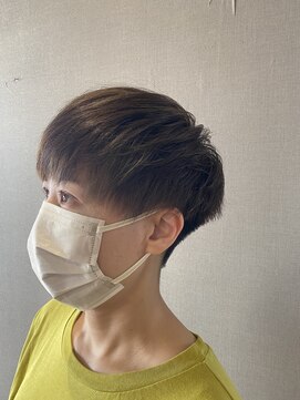 リリ(Liri material care salon by JAPAN) 刈り上げショート