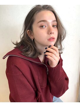 キティン 吉祥寺(kitin) 《kitin吉祥寺》　透明感アッシュベージュ外ハネロブ