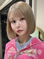 ティア(Tia.)&nbsp;縮毛矯正/髪質改善トリートメント/ミディアムヘア/グレージュ