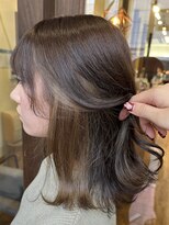 アン(Hair make un)&nbsp;インナーカラー♪ミルクティーベージュ