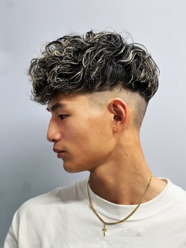 メッツ 原宿(METS) カット×パーマ×カラー[原宿/MEN'S/学割U24/メンズパーマ]