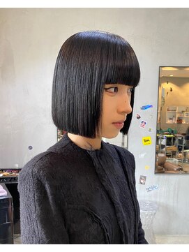 チクロ(ticro) 【チクロ】黒髪ボブ/切りっぱなしボブ/クレオパトラボブ