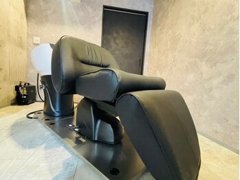ヘアーサロンピース(hair salon piece)の写真/【津新町駅徒歩1分】健康な髪は頭皮から!頭皮ケアで汚れを落としてリフレッシュし、髪のハリ・コシもUP◎