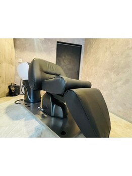 【津新町駅徒歩1分】健康な髪は頭皮から!頭皮ケアで汚れを落としてリフレッシュし、髪のハリ・コシもUP◎