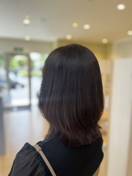 ダメージやクセ・ボリュームを見極めて活かす！根元から自然なふんわりスタイル♪