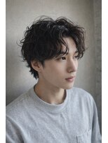 ベル 銀座並木通り店(Belle) フェザーパーマ/シャドウパーマ/センターパート/ツーブロック