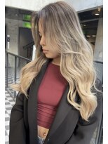 サロウィン 那覇店(SALOWIN)&nbsp;ブロンドバレイヤージュカラー