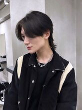 シルエットがきれいなニュアンスパーマ×ウルフスタイル[伏見駅/伏見/栄/メンズ/メンズパーマ/眉毛]