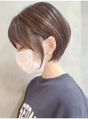 武蔵小杉ダブルカラーマッシュショートヘアミルクティーベージュ