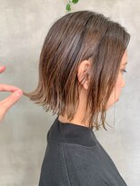 テトヘアー(teto hair) グラデーションカラー、イルミナカラー、前下がりボブ