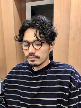 ヒュッゲ ヘアーワークス(hygge hair works) もじゃショート