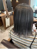 大人かわいいバレイヤージュブリーチハイライトアッシュ
