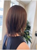 イメチェンカット雰囲気柔らかエモージュ外ハネこなれミディ30代