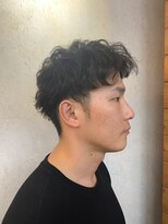 ビスクヘアデザイン(bisq hair design)&nbsp;スパイキーショート　2ブロック　フェード　刈り上げ