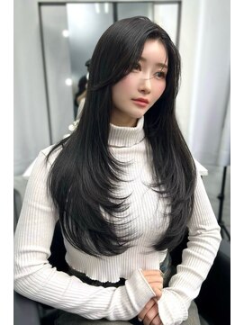 ランズ(LANDS) アッシュカラーザクザクレイヤーカット 【韓国ヘア 大阪 梅田】