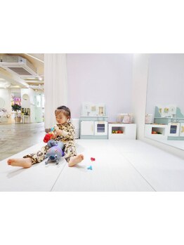 【キッズカットが人気】お子様とご来店大歓迎◎リラックスして過ごせる半個室もご用意！キッズスペースあり