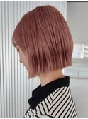 切りっぱなしボブ 外ハネ くびれヘア アプリコットオレンジ